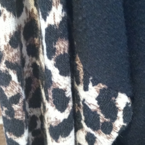 Lilypad super soft cardigan cheetah print large - Picture 4 of 12